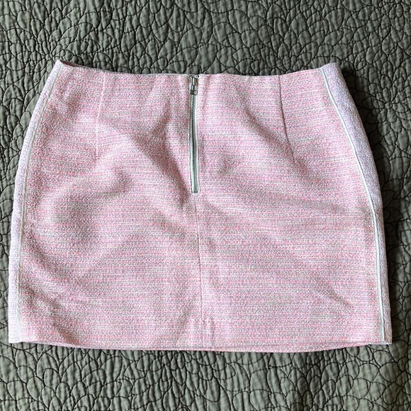 DISCOUNTED SHIPPING 📦 Wilfred mini skirt - Picture 5 of 8